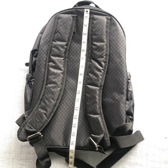 Thirty-One Diamond Patterned Black Backpack - Picture 4 of 5